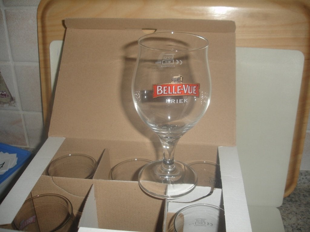 6 bierglazen Belle Vue Kriek, brij. Inbev, voor € 3,00, Ophalen of Verzenden, Nieuw, Glas of Glazen, Overige merken