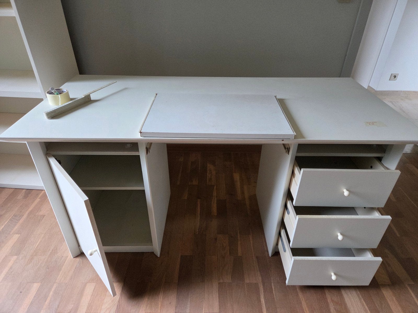 Bureau, blanc., Maison & Meubles, Bureaux, Enlèvement, Bureau-armoire combiné, Démontable, Panneau de particules ou MDF