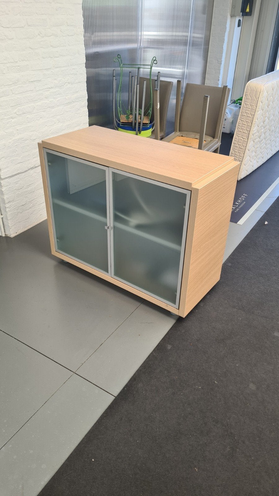 Joli meuble TV avec verre à lait 1 m x 79 x 42, Enlèvement, Verre