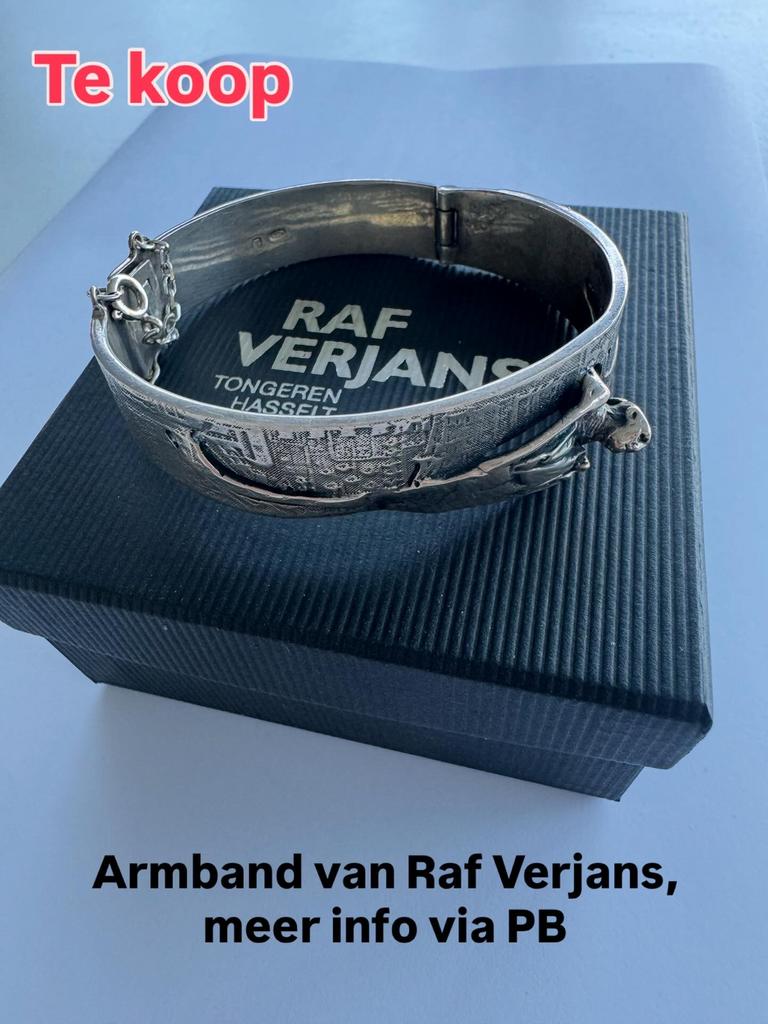 Raf Verjans armband met origineel doosje, Handtassen en Accessoires, Armbanden, Ophalen, Zo goed als nieuw