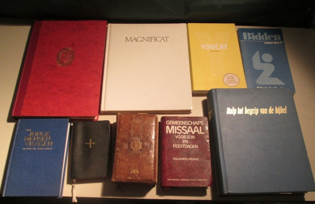 9 Prima Godsdienstige Boeken, Boeken, Godsdienst en Theologie, Zo goed als nieuw, Christendom | Katholiek, Ophalen of Verzenden