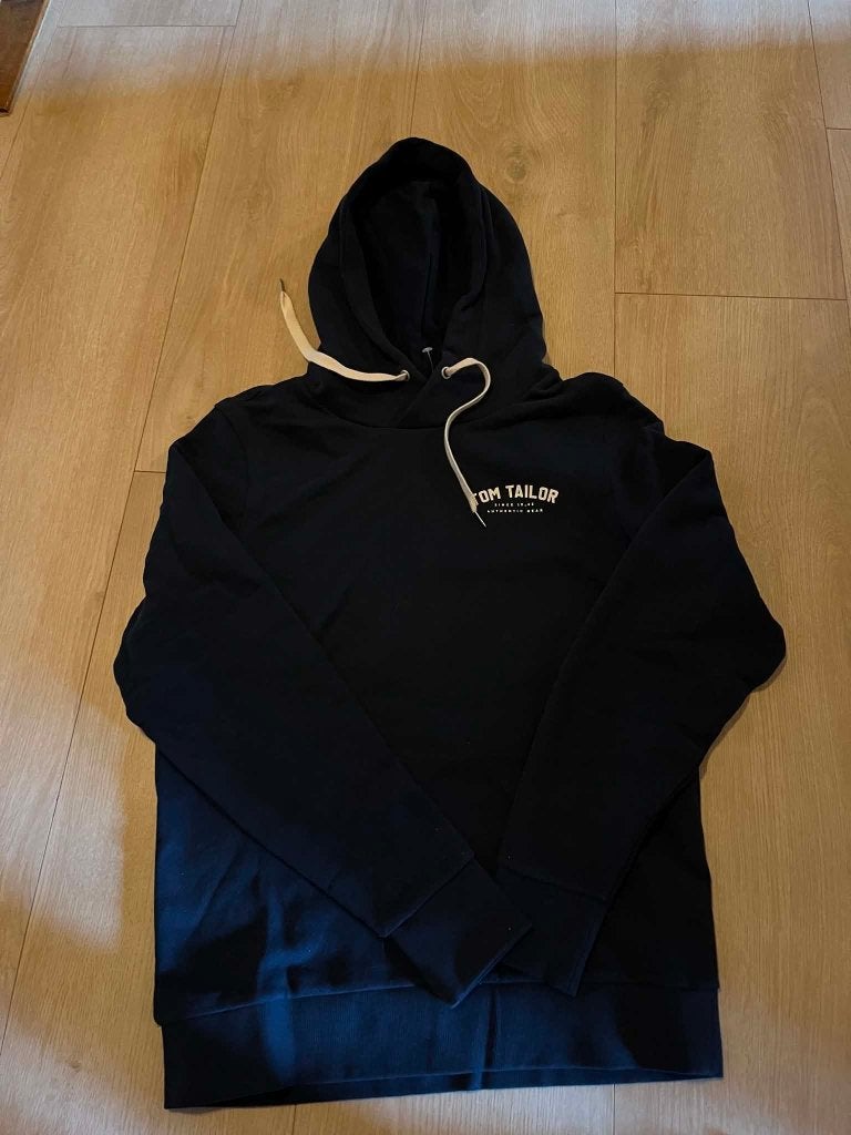 nieuwe sweater blauw met kap tom tailor  maat s, Kinderen en Baby's, Kinderkleding | Maat 176, Tom Tailor, Trui of Vest, Nieuw