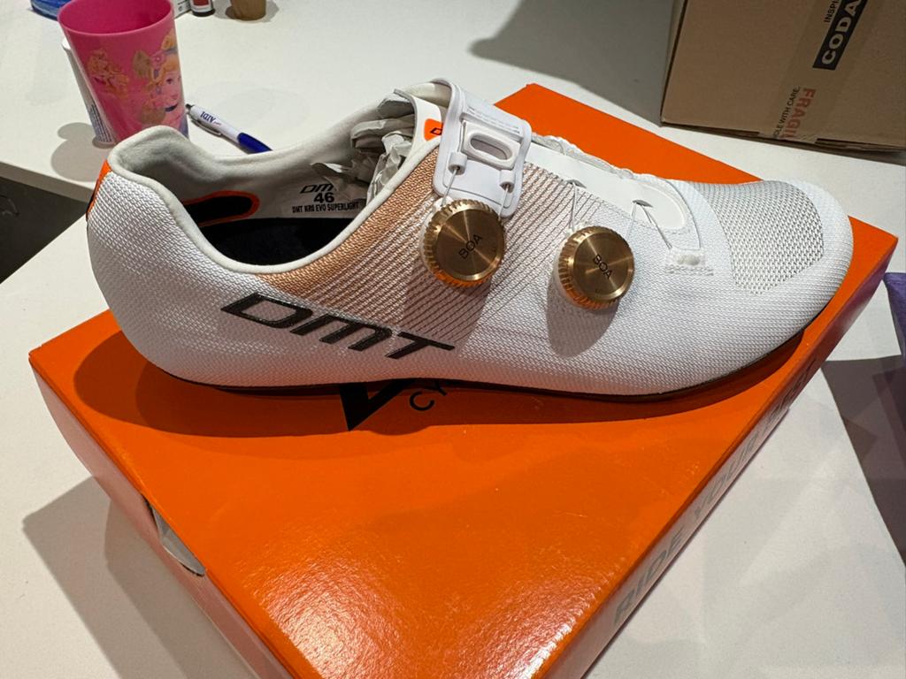 DMT KRO EVO super léger avec 46 NOUVEAUTÉS ! ! !, Enlèvement, Neuf, Chaussures