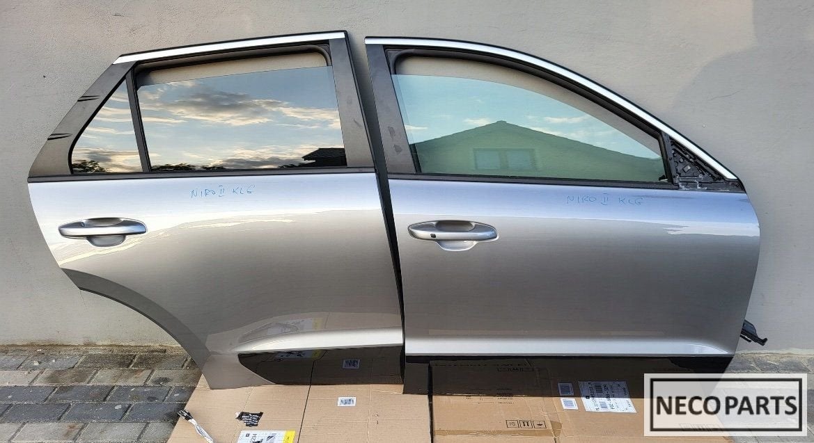 KIA NIRO PORTIER DEUR ORIGINEEL ALLES LEVERBAAR !!!, -, -, Ophalen of Verzenden, Bumper