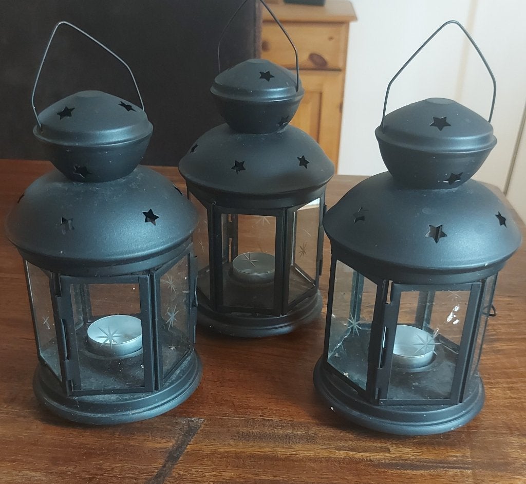 3 Lanternes noires, Enlèvement, Comme neuf