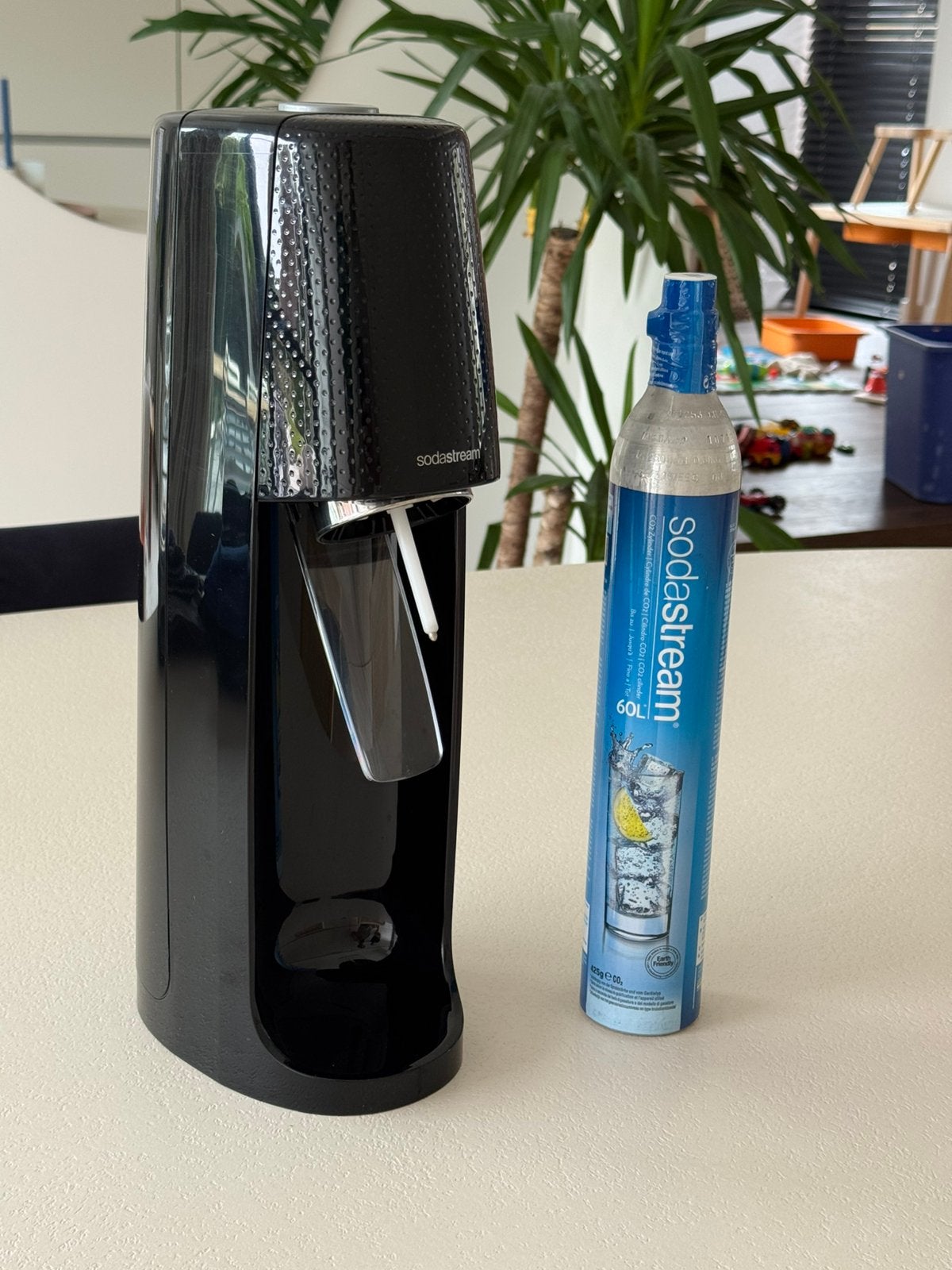 Sodastream + volle gasfles, Electroménager, Machines à eau pétillante, Enlèvement ou Envoi, Utilisé