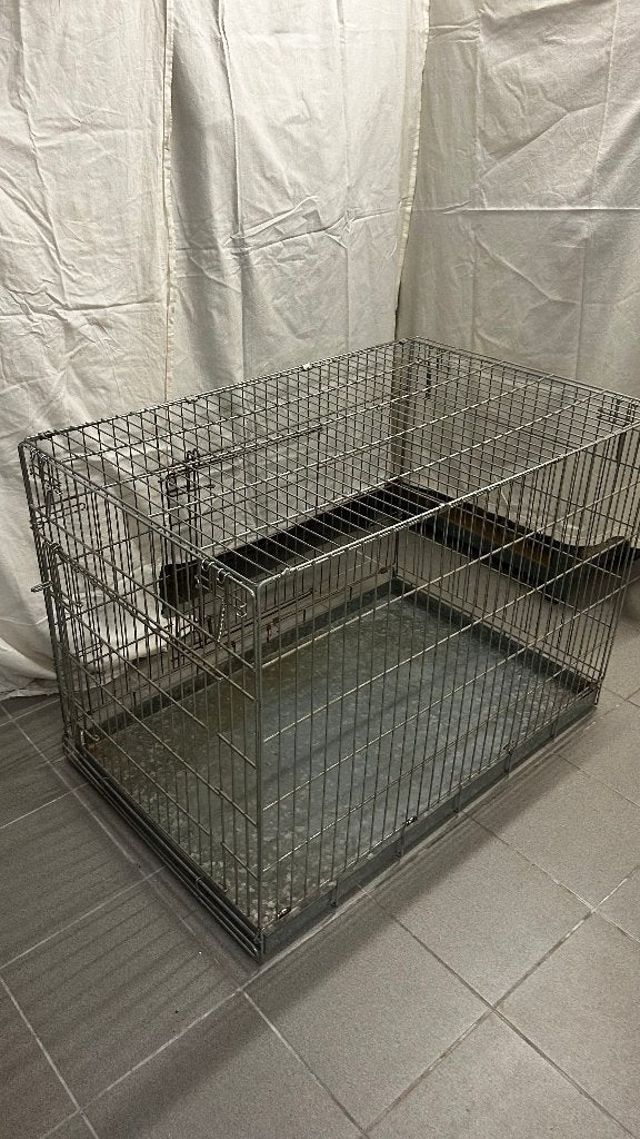Grote metalen hondenbench (opvouwbaar) – Veel gebruikt, Dieren en Toebehoren, Ophalen, Gebruikt