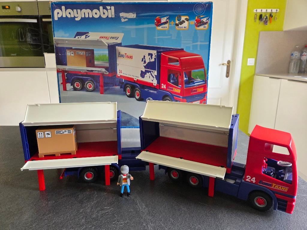 playmobil mega vrachtwagen met aanhanger 4323, Kinderen en Baby's, Speelgoed | Playmobil, Ophalen, Zo goed als nieuw, Complete set