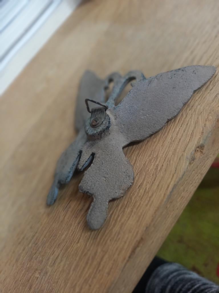 Hanger vlinder in metaal, Ophalen