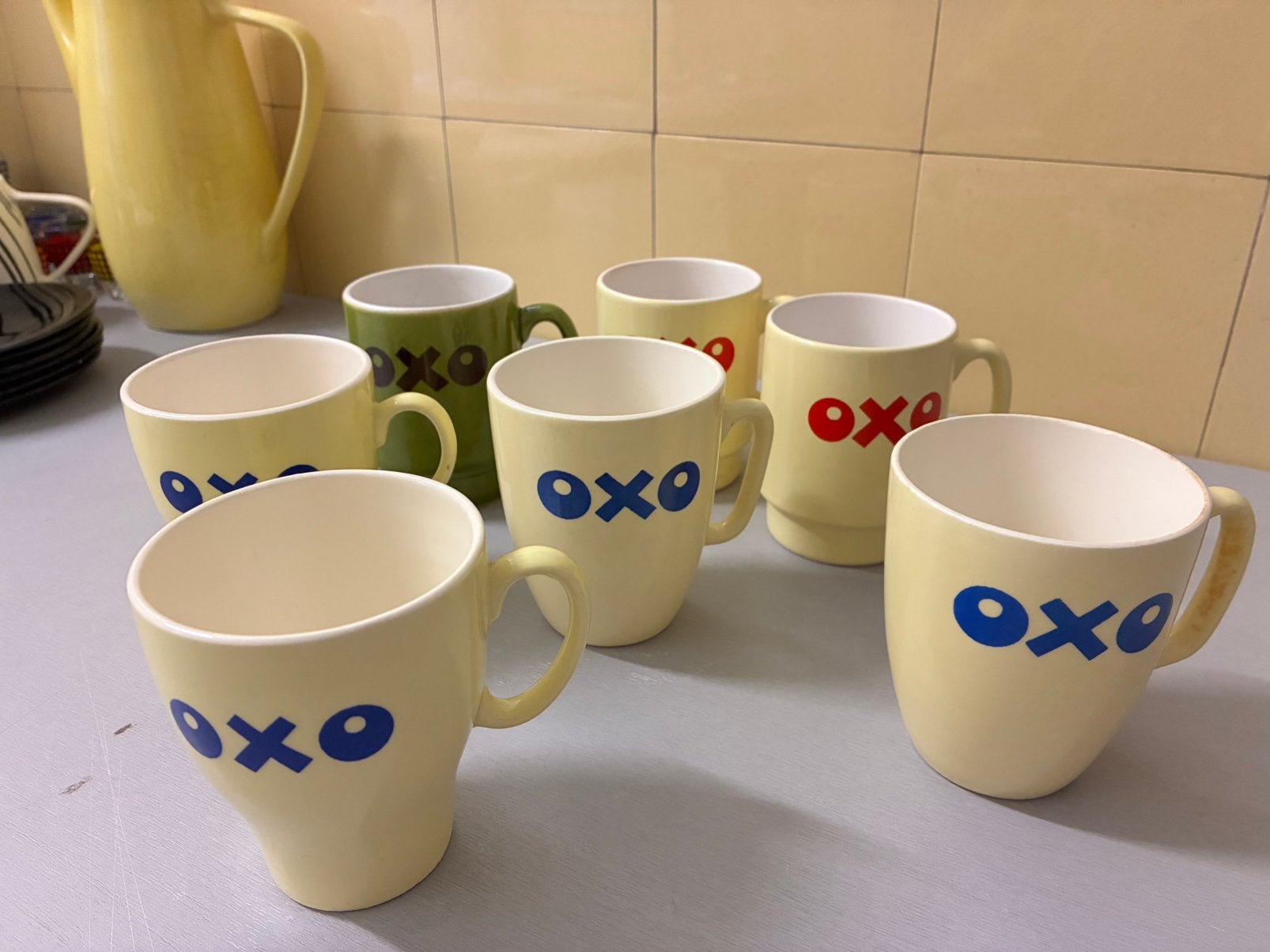 Lot van 18 oxo tassen, Ophalen, Gebruikt