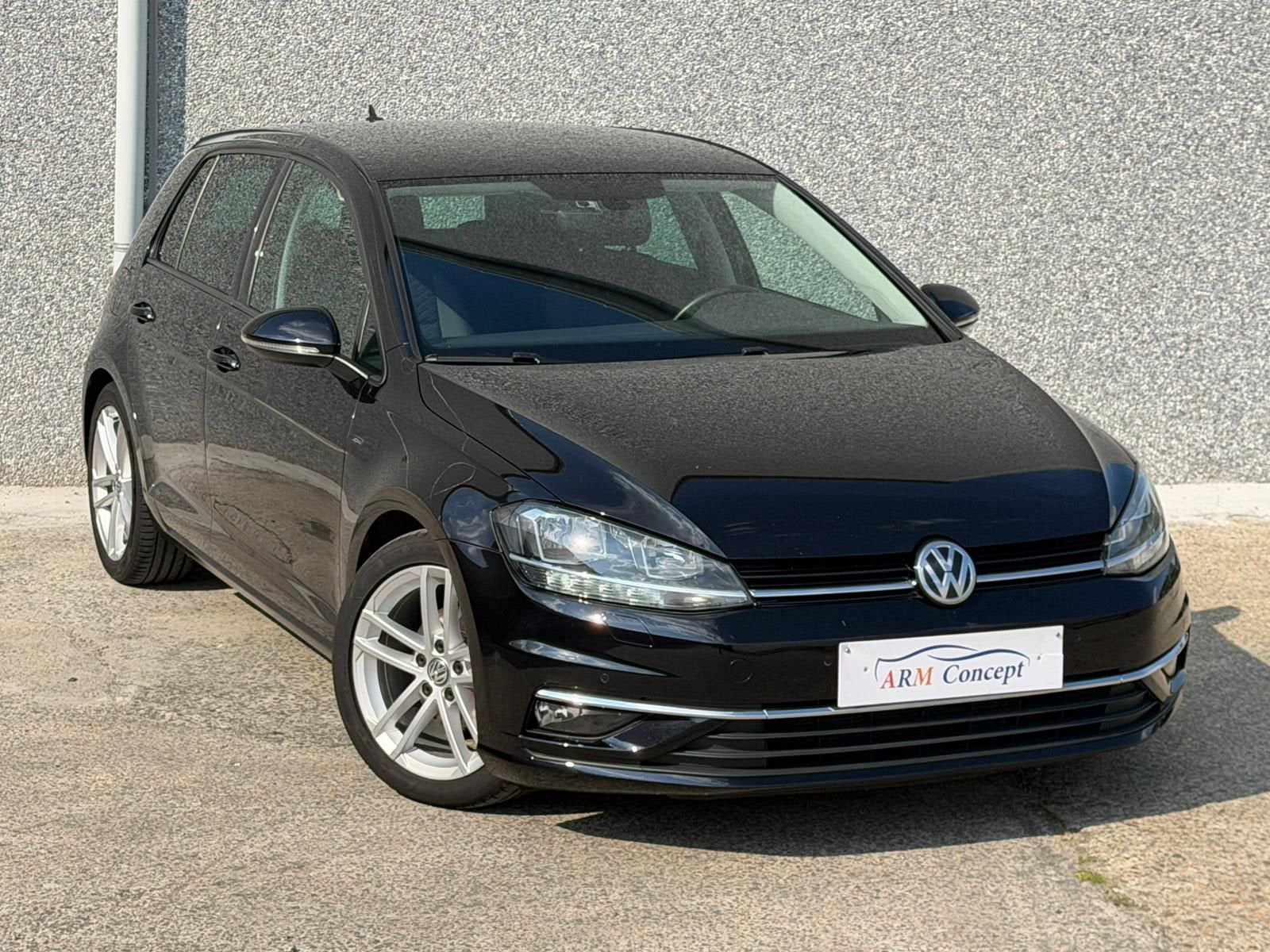 Vw Golf 71.0TSI Join 12/2018 GARANTIE 12 mois, Auto's, Stof, Euro 6, Zwart, Bedrijf