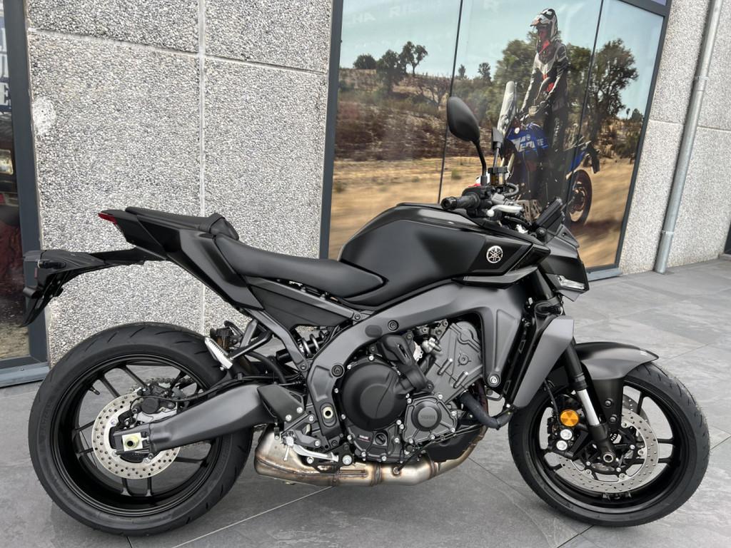 Yamaha MT-09 Y-AMT, Bedrijf, 900 cc, Meer dan 35 kW, Naked bike