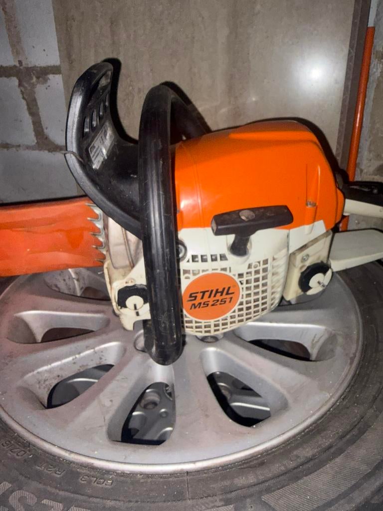 Sthil ms251, Enlèvement ou Envoi, Comme neuf