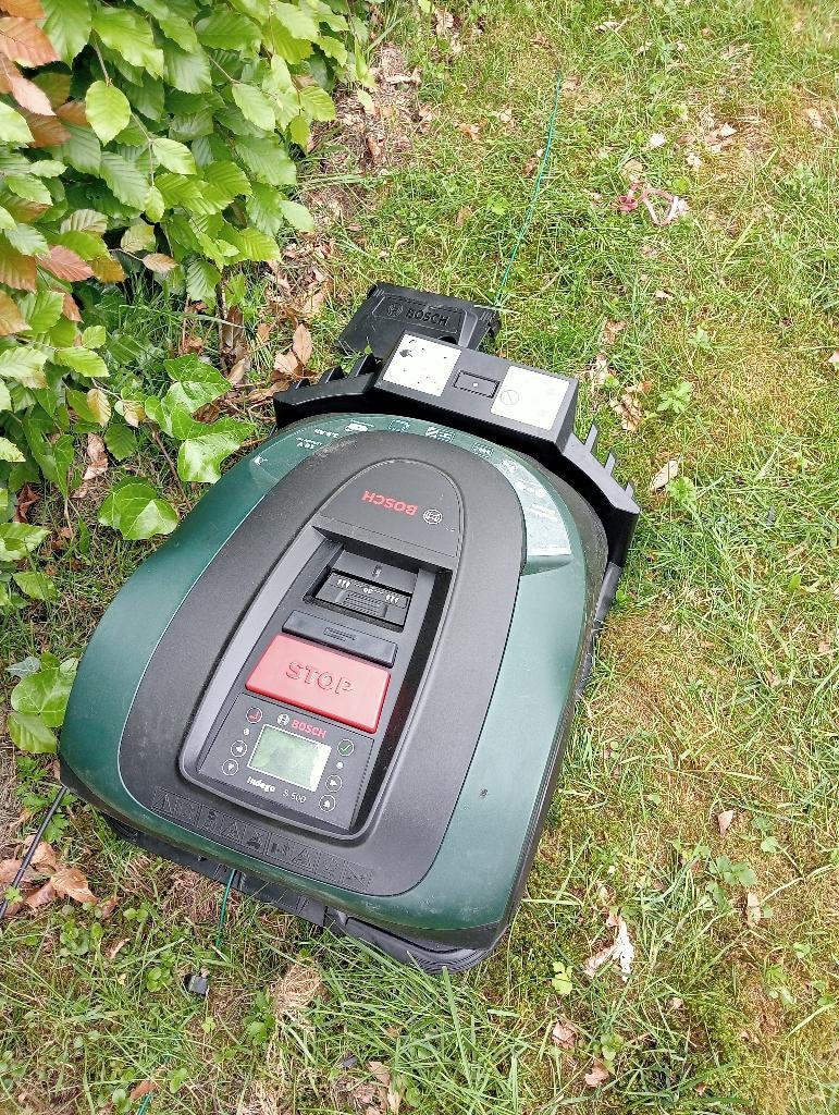 Ongebruikt: Bosch Indego S 500 robotmaaier 18V, Neuf, 20 à 25 cm, Avec capteur de pluie, Enlèvement