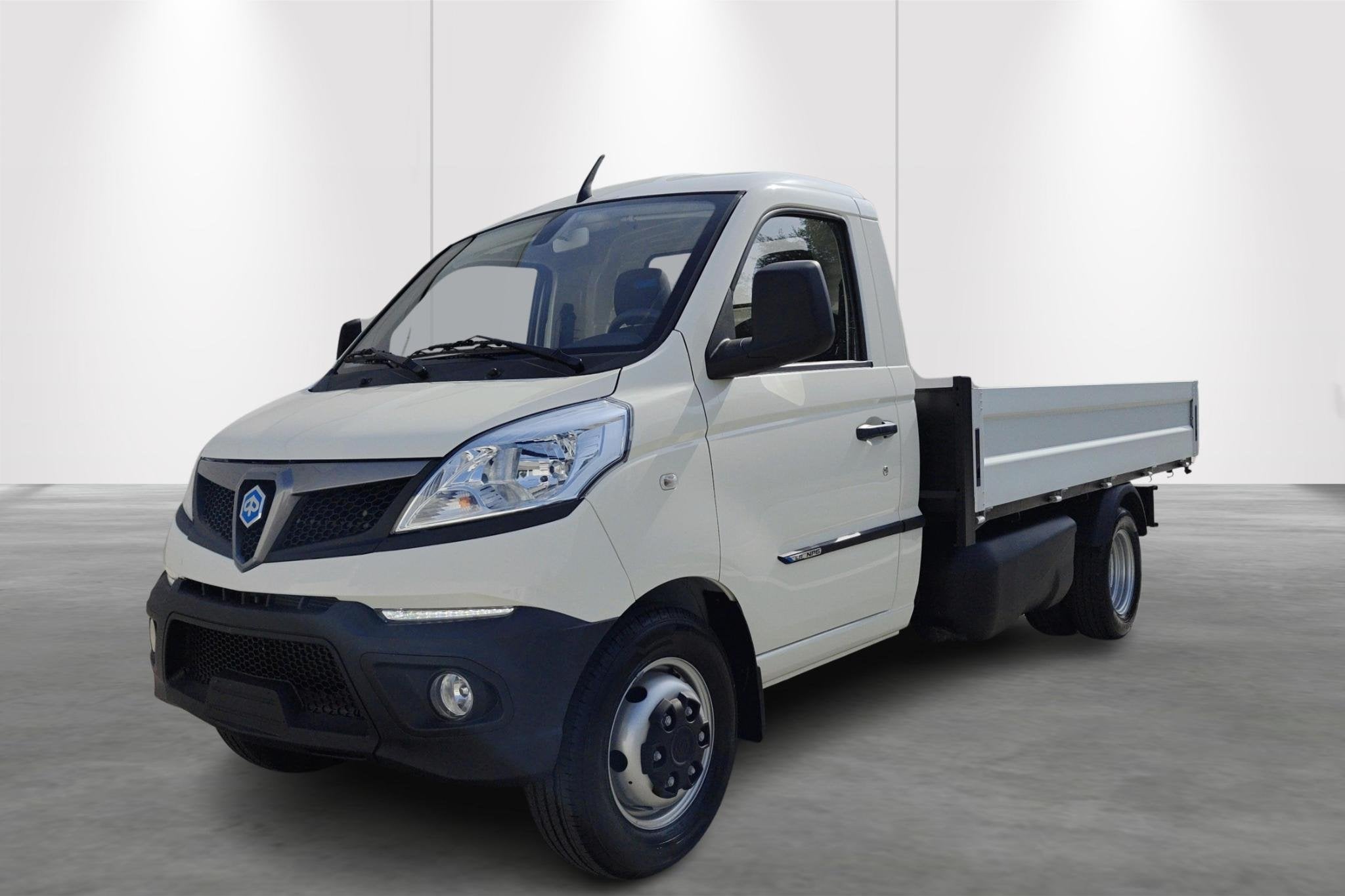 Piaggio Porter NP6 TWB DECK 325 - NEUF!, Autos, Neuf, 600 kg, 2 places, Boîte manuelle