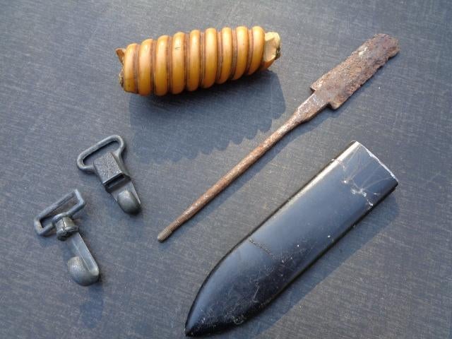 bodemvondsten en keldervondsten WO 2 , deel 4, Verzamelen, Militaria | Tweede Wereldoorlog, Ophalen of Verzenden, Landmacht, Hulzen of Bodemvondsten