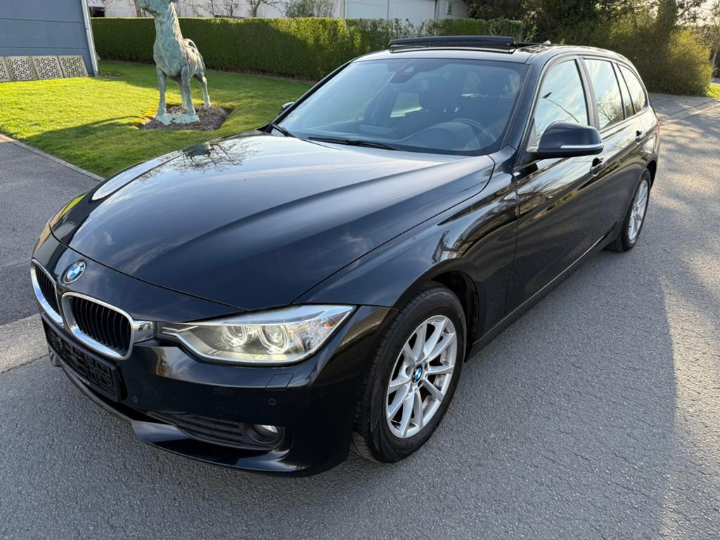 BMW 318d Touring Automaat, open dak…, Auto's, Automaat, Euro 5, 1995 cc, 4 cilinders
