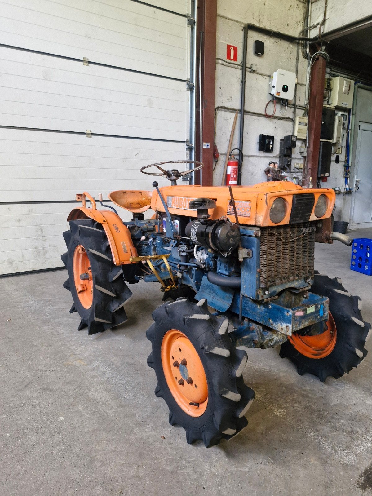 Tracteur 4x4 Kubota b7000  super etat, Enlèvement ou Envoi