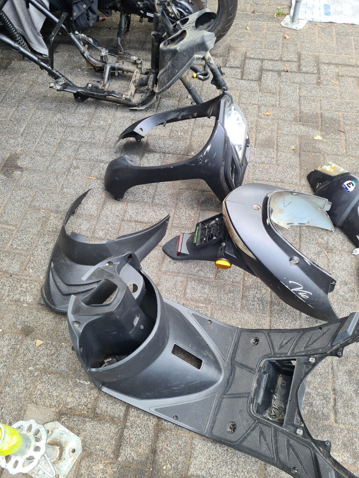 Plusieurs housses de scooter GTS Vici 50cc en bon état, Enlèvement ou Envoi, Selle