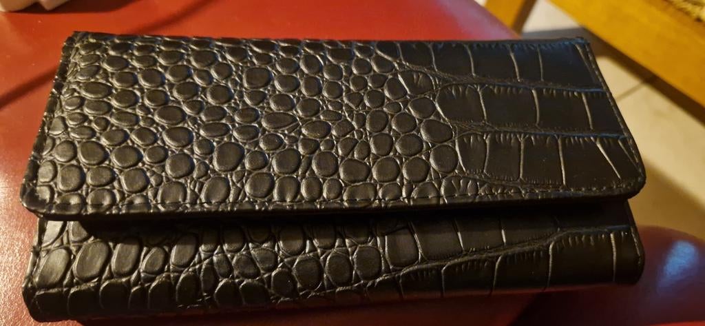 Portemonnees voor dames, Ophalen