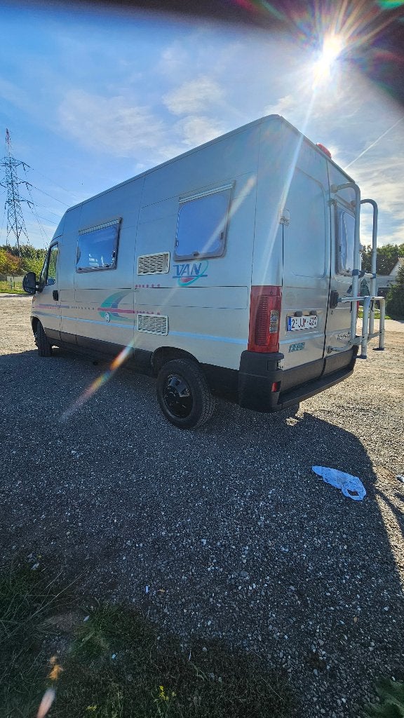 Adria Twin 2003 – Fiat Ducato 2.3 JTD – climatisation, Siège standard, 4 à 5 mètres, Fiat, Boîte manuelle