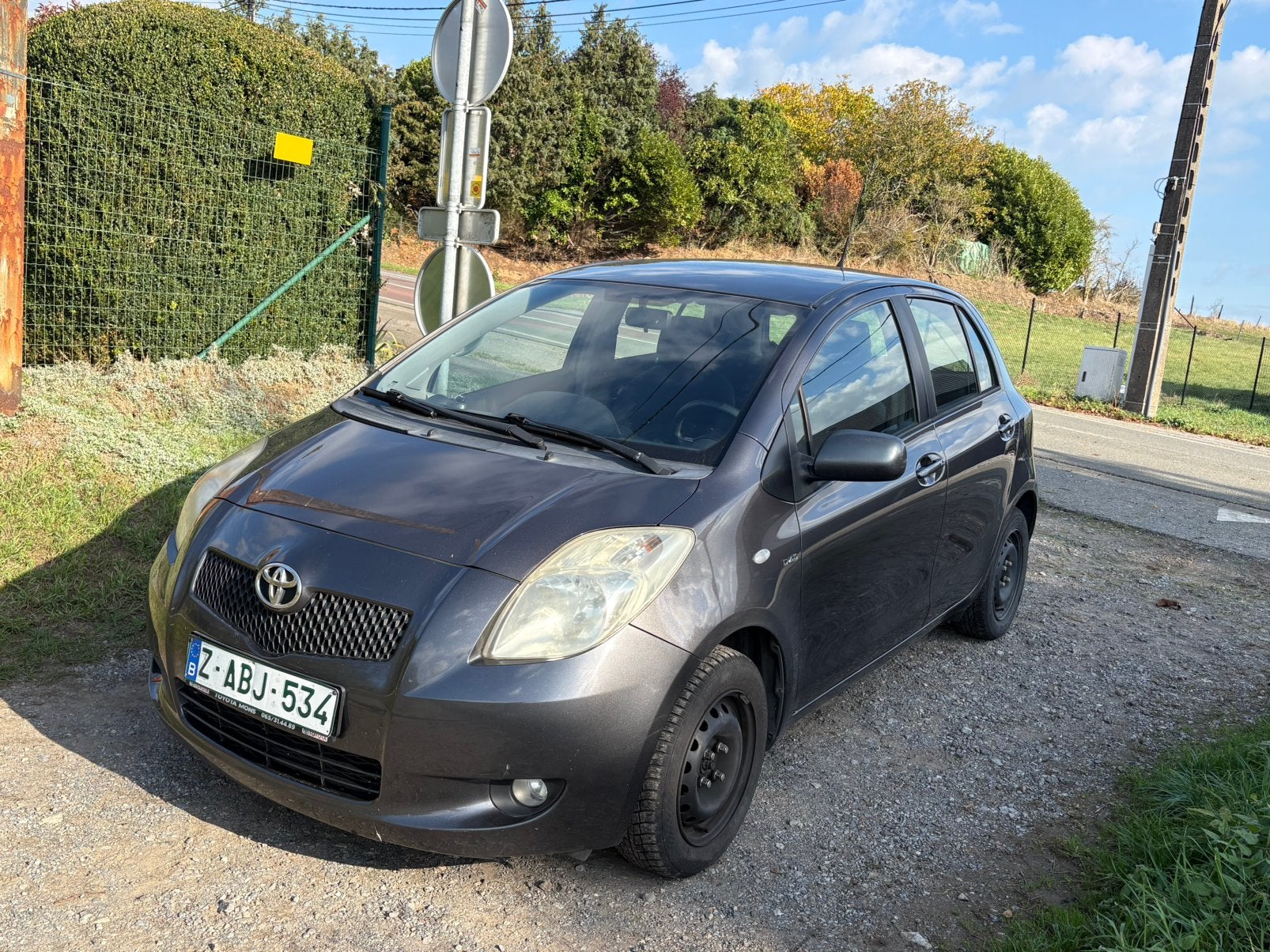 Toyota yaris 1.4d4d roule super bien avec clim, Autos, Achat, Boîte manuelle, Diesel, Particulier