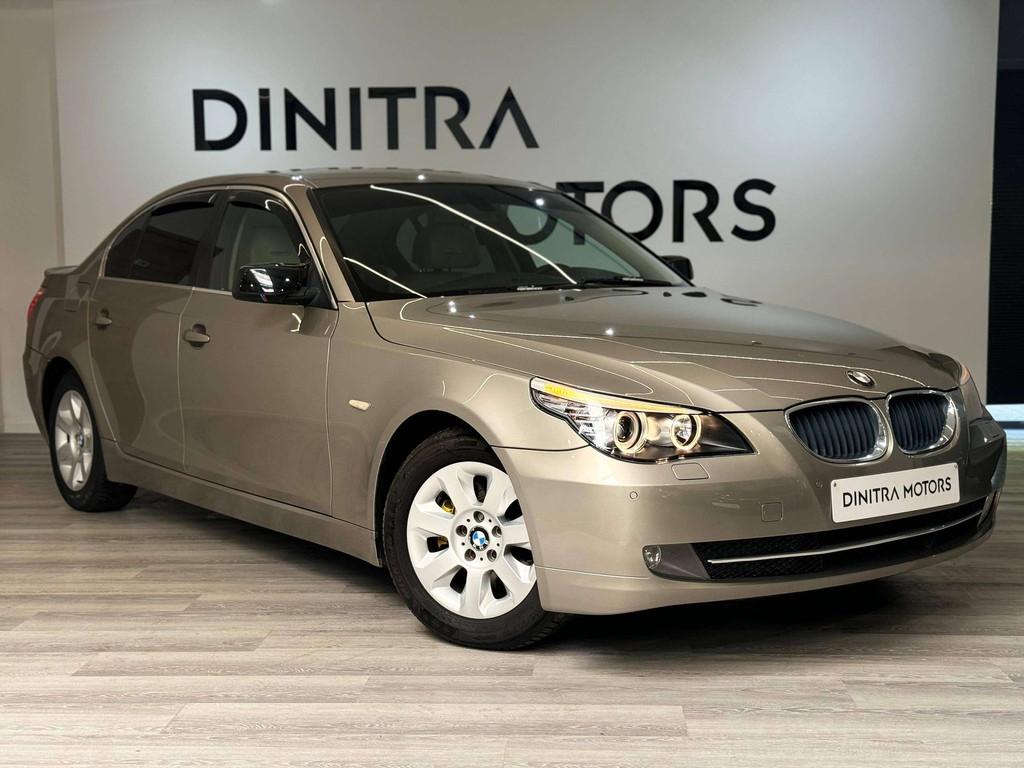 BMW 520 Facelift - Navi/Cruise/Harman Kardon/*REEDS GEKEURD!, Automaat, Beige, 120 kW, Bedrijf
