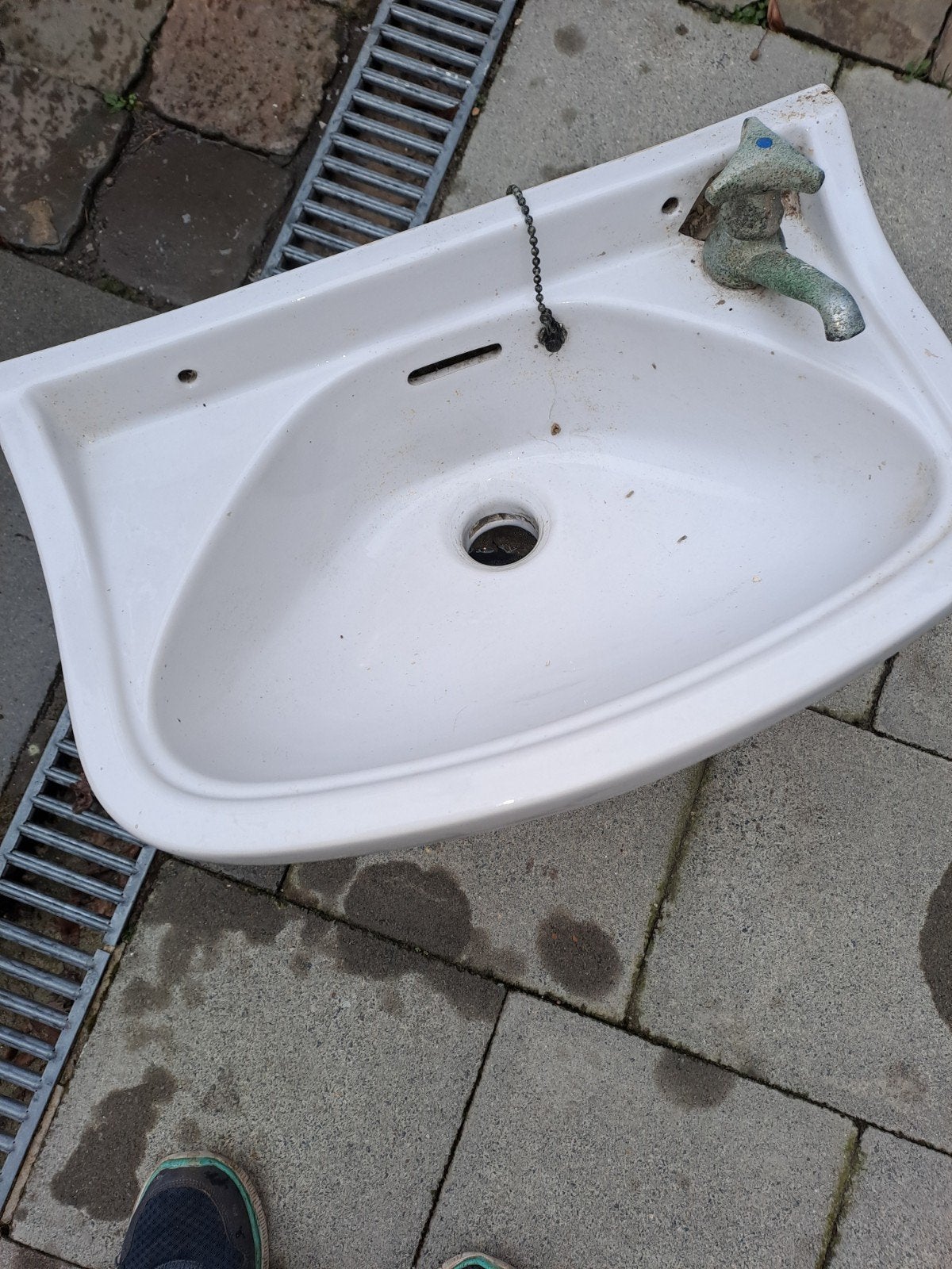 lavabo, Enlèvement, Lavabo