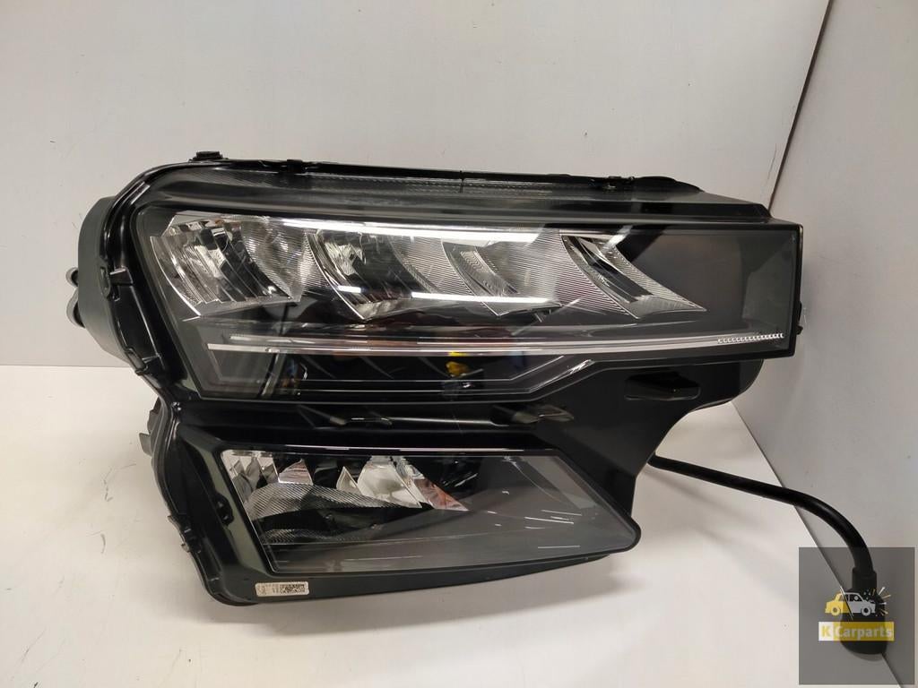 57B.941.010, Skoda Karoq Lift LED rechterlamp Perfect, Tr. Vaclava Klementa 869
293 01  Mlada Boleslav, CZ, Skoda, Skoda Auto a.s.