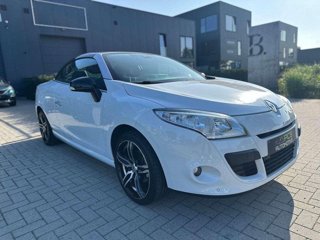 Renault Mégane cc 1.4 TCe Privilège / 81.000KM/ 2011, Autos, https://public.car-pass.be/vhr/100f34d6-070b-4e7c-aa95-aa408c399f5b