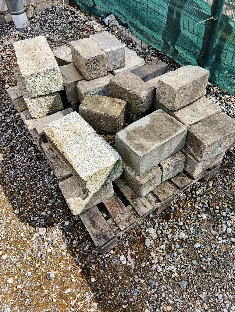 Betonblokjes beton stenen, Doe-het-zelf en Bouw, Metselstenen, Ophalen, Gebruikt, Beton