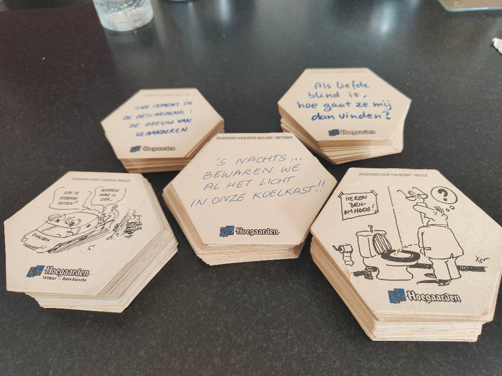 Hoegaarden bierviltjes, Verzamelen, Biermerken, Ophalen of Verzenden, Zo goed als nieuw, Viltje(s), Overige merken