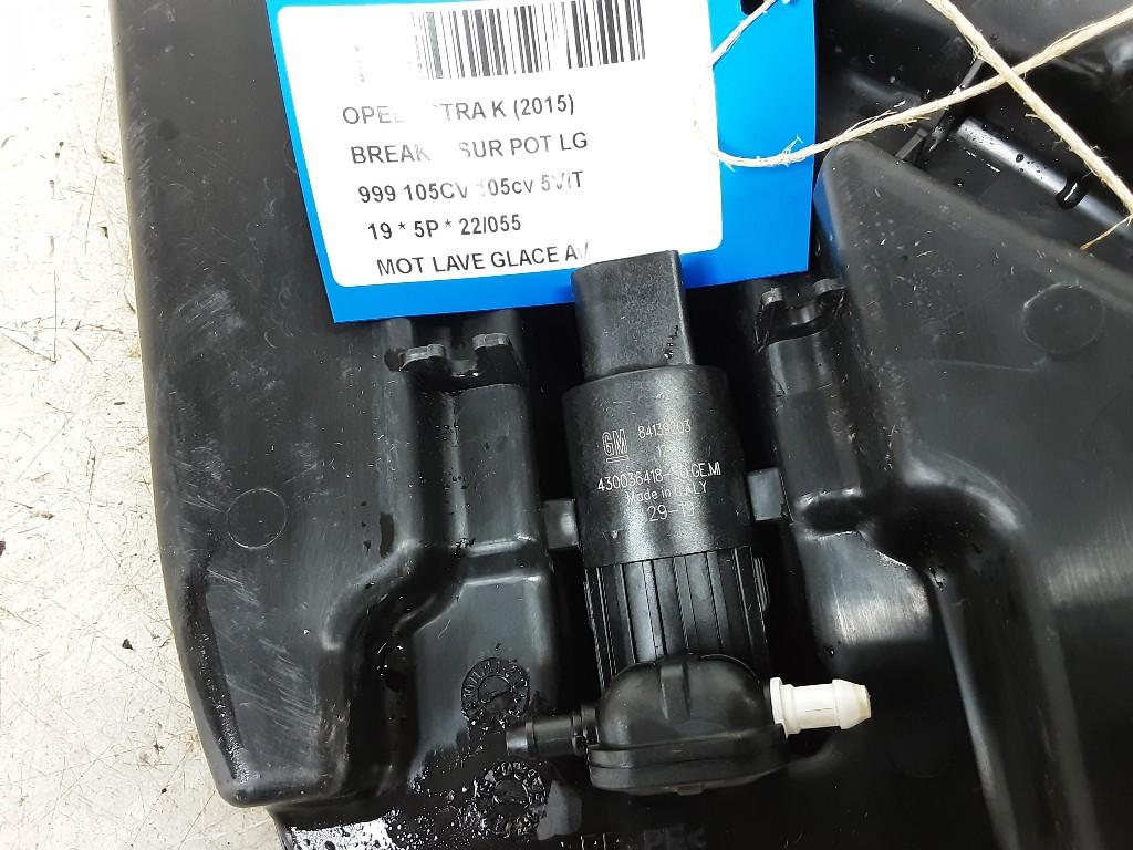 RUITENSPROEIERPOMP VOOR Astra K Sports Tourer (84139203), Auto-onderdelen, Ruiten en Toebehoren, Opel, Gebruikt