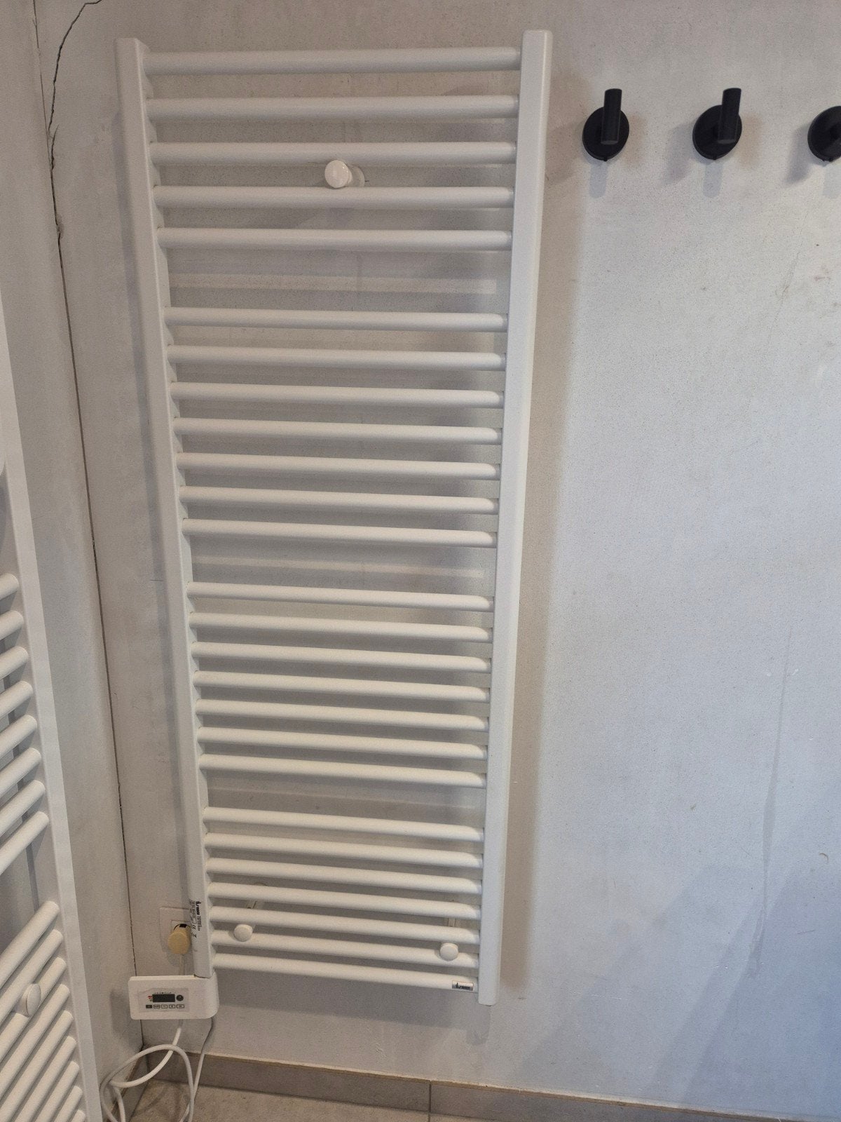 Witte handdoekdroger badkamer, Doe-het-zelf en Bouw, Verwarming en Radiatoren, Ophalen