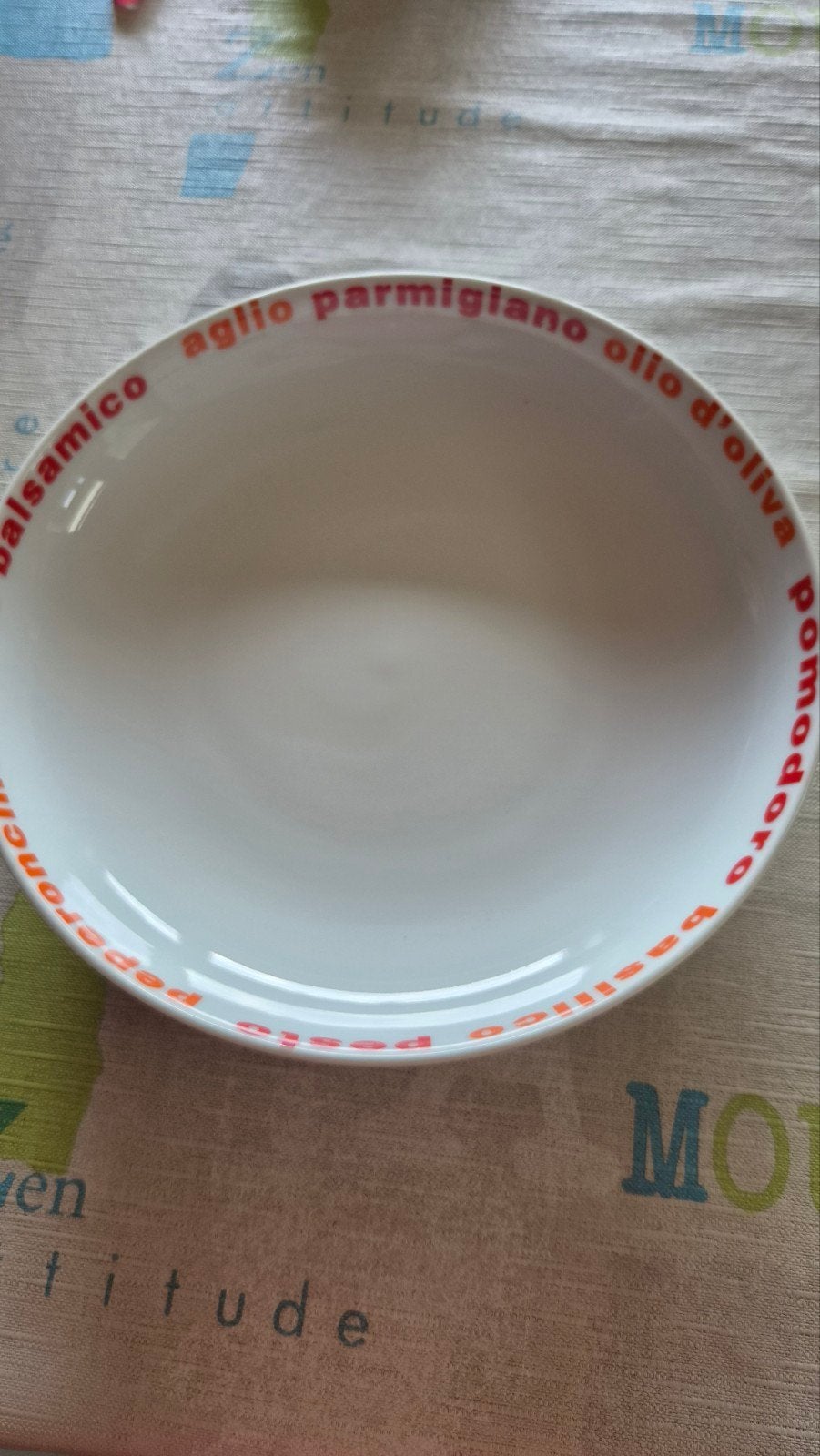 pastakom met borden, Huis en Inrichting, Keuken | Servies, Ophalen, Bord(en)