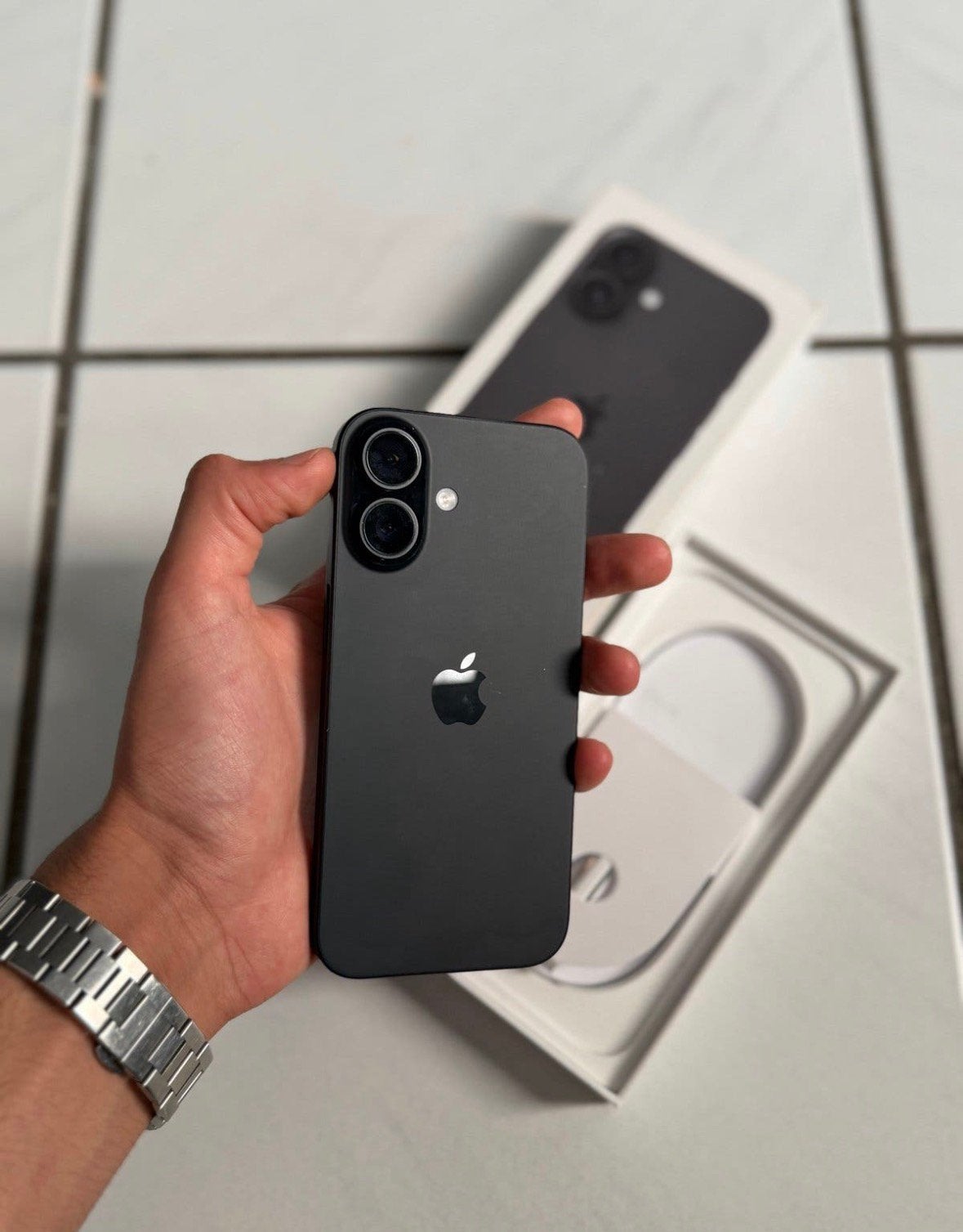 Zo goed als nieuwe iPhone 16 128GB / 96% batterijcapaciteit, Telecommunicatie, Ophalen, Zo goed als nieuw, IPhone 16, Zwart