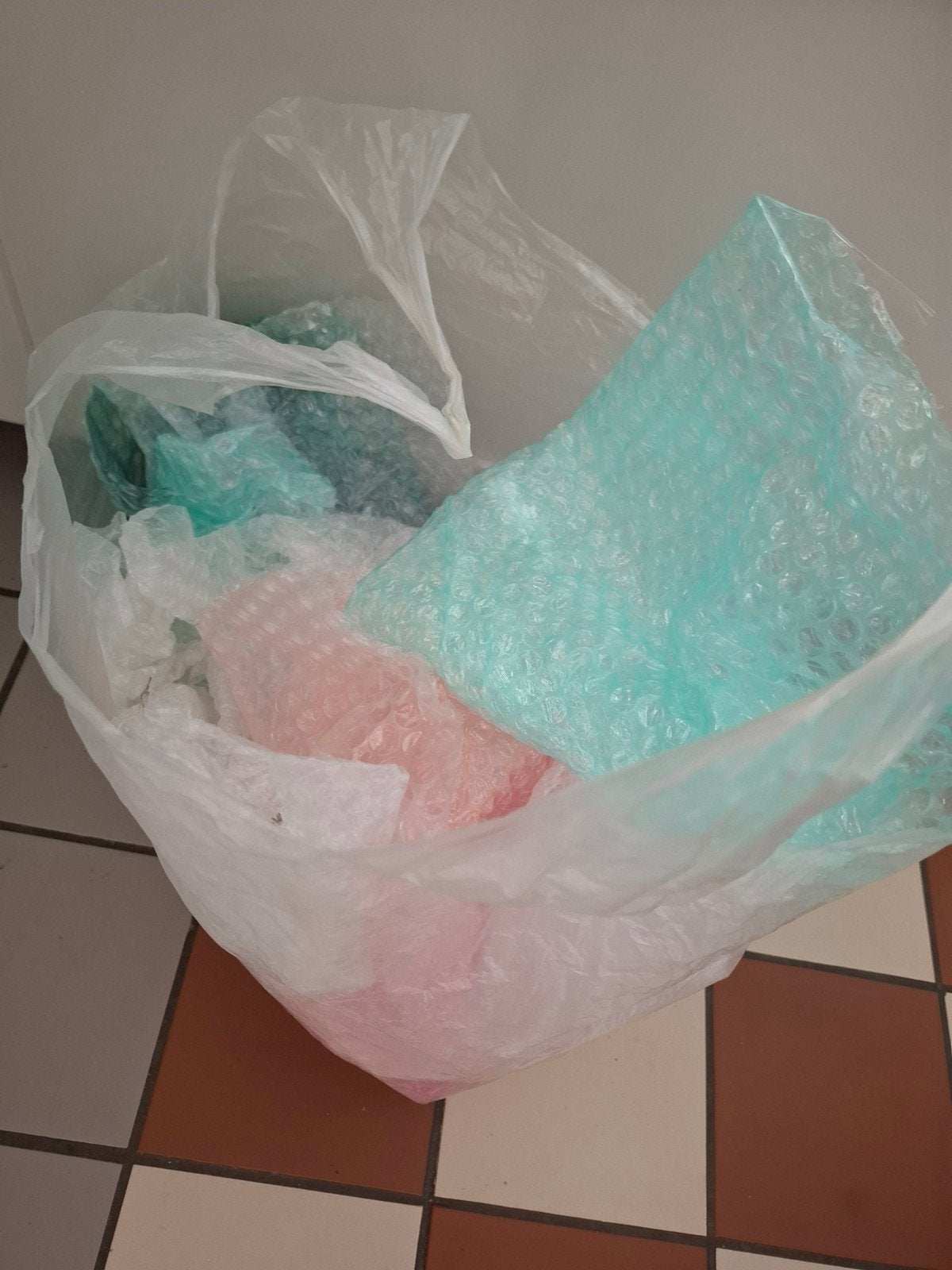 een zak bubbelplastiek, Articles professionnels, Stock & Retail | Emballage & Expédition, Enlèvement