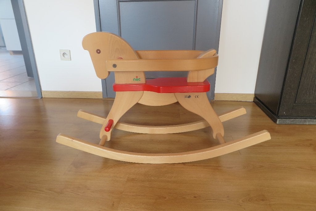 Cheval à bascule en bois, Enlèvement, Comme neuf