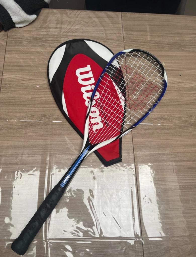 Squash racket, Sport en Fitness, Ophalen, Gebruikt, Racket, Met hoes