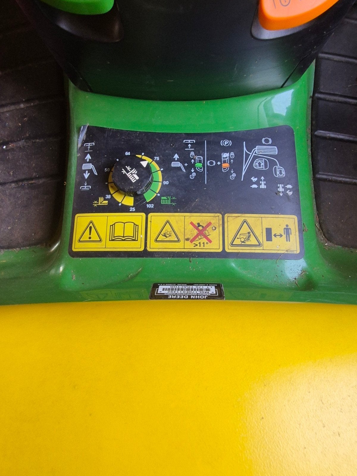 Tondeuse jhon deare lt 70b.  500heures, Enlèvement