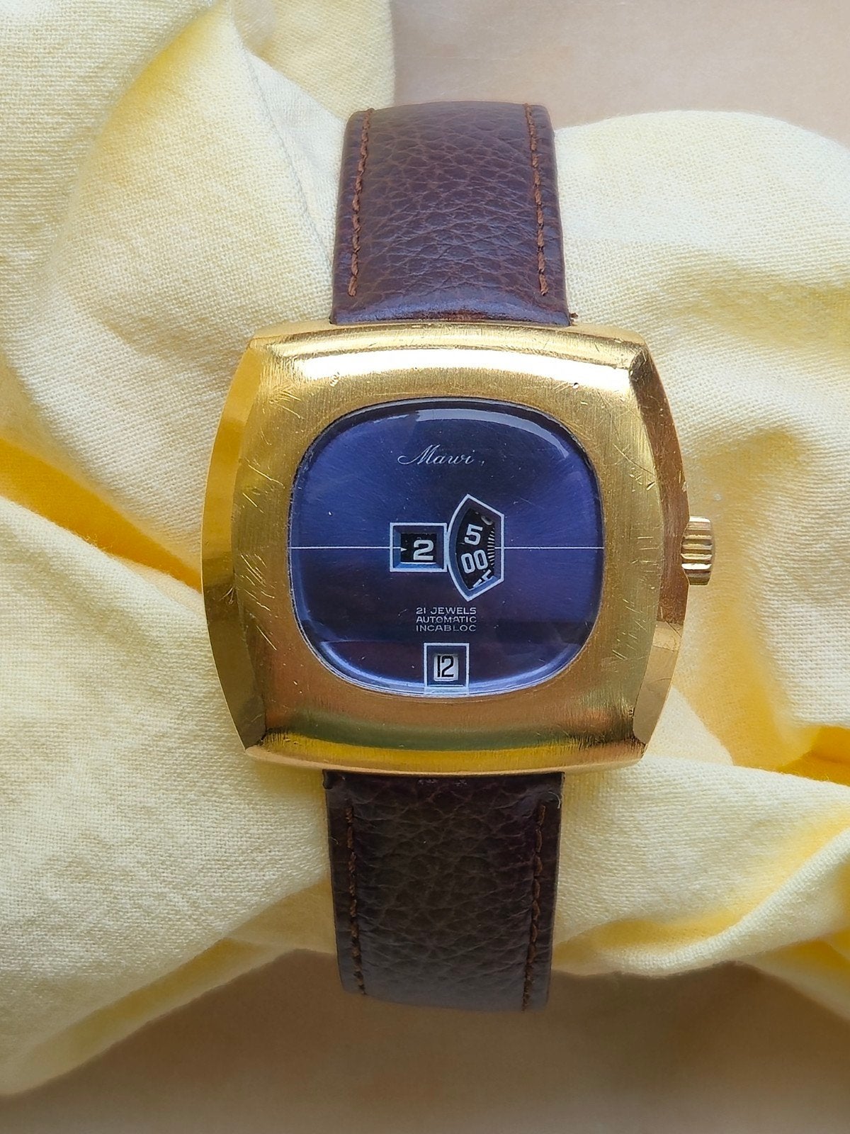 Mawi Jump Hour Watch (Tenor Dorly 21 Jewels Incabloc film.), Overige merken, Overige materialen, Polshorloge, Ophalen of Verzenden