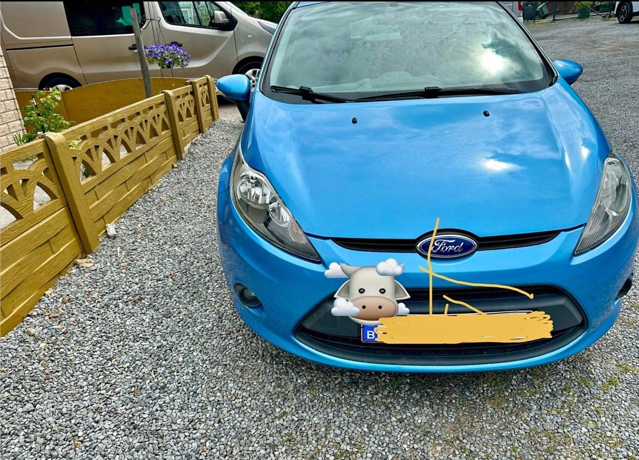 Ford Fiesta 2010 metallic blue, Autos, Ford, Particulier, Achat