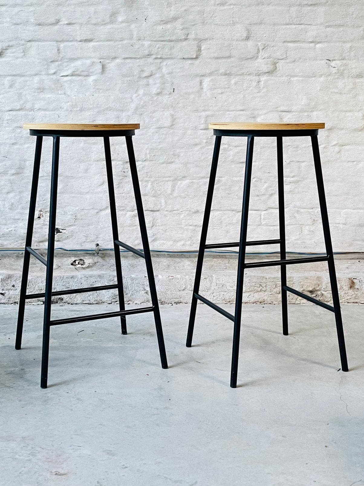 Half hoge design barkrukken 3 stuks, Antiek en Kunst, Ophalen