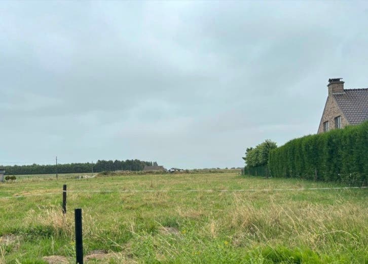 bouwgrond te koop Kruishoutem 2x707m²