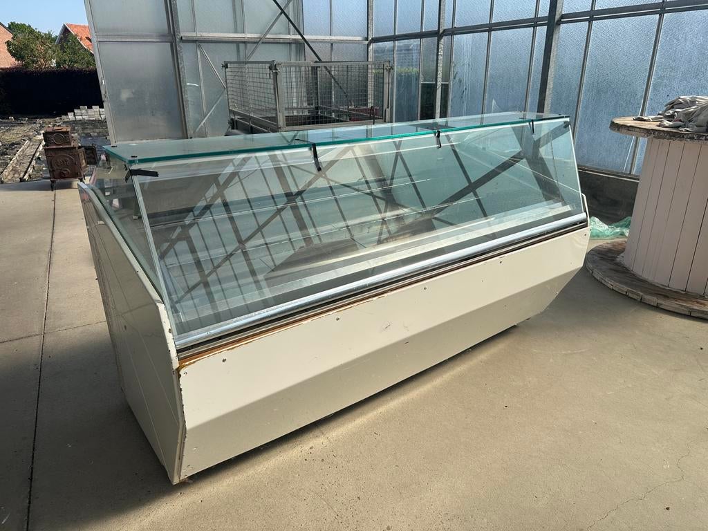 Grote ijsvitrine/ scheptoog IFI brede en smalle bakken, Enlèvement, Utilisé, Autres types