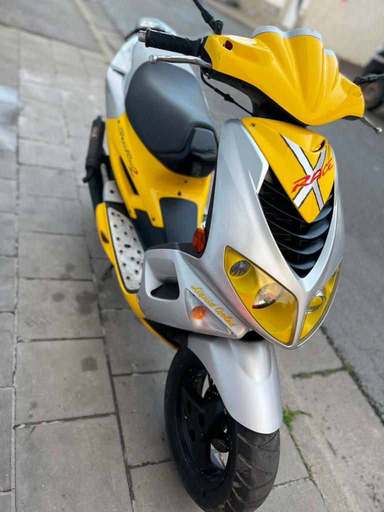 Scooter speedfight 2 LIQUID editie X RACE klasse A, Fietsen en Brommers, Scooters | Peugeot, Ophalen, Tweetakt, Klasse A (25 km/u)