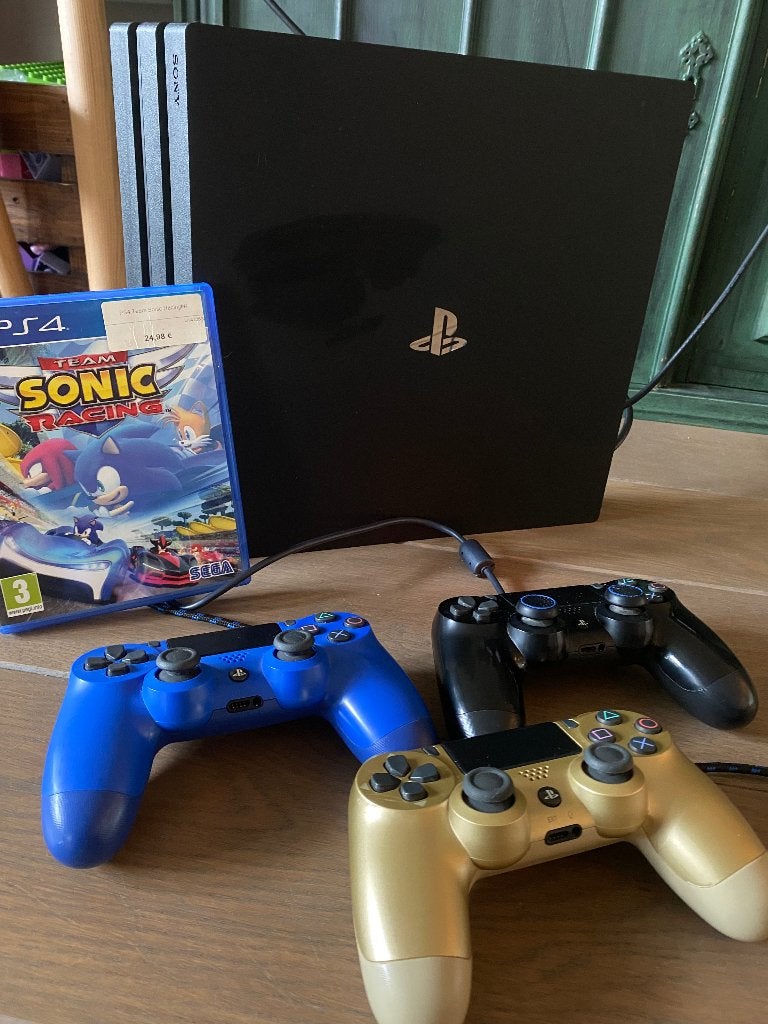 PlayStation4 PRO, Consoles de jeu & Jeux vidéo, Comme neuf, Avec 3 manettes ou plus, Enlèvement, 1 TB