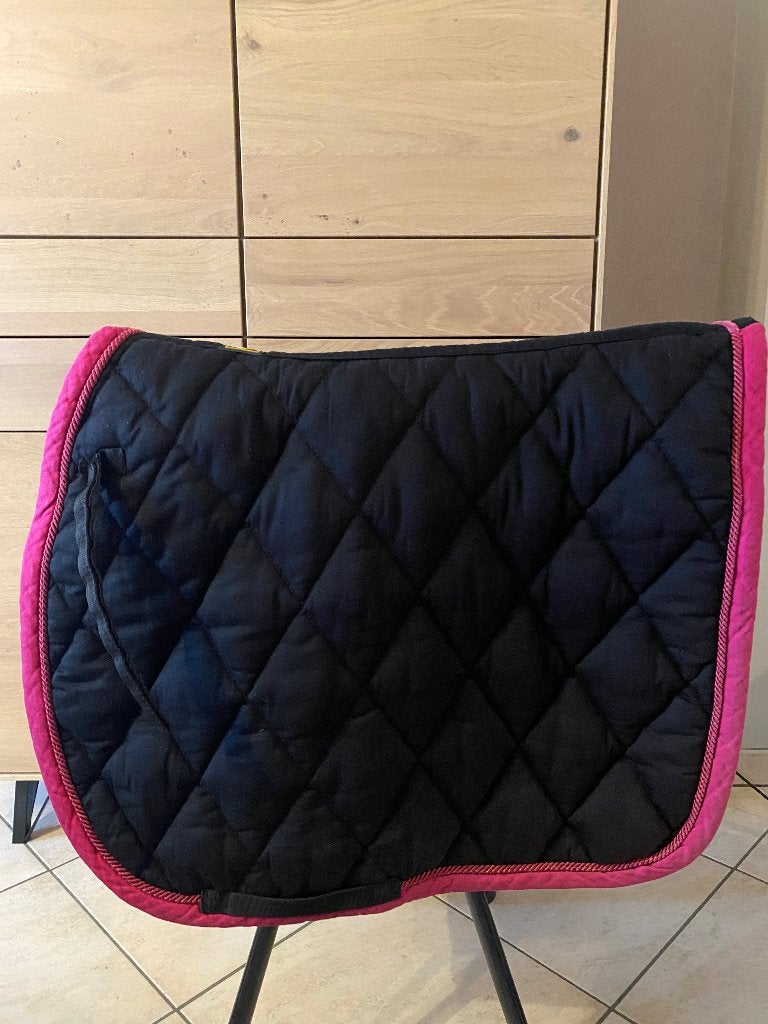 zadeldoek BR in perfecte nieuwstaat, Animaux & Accessoires, Chevaux & Poneys | Couvertures & Couvre-reins, Full (L), BR, Enlèvement ou Envoi