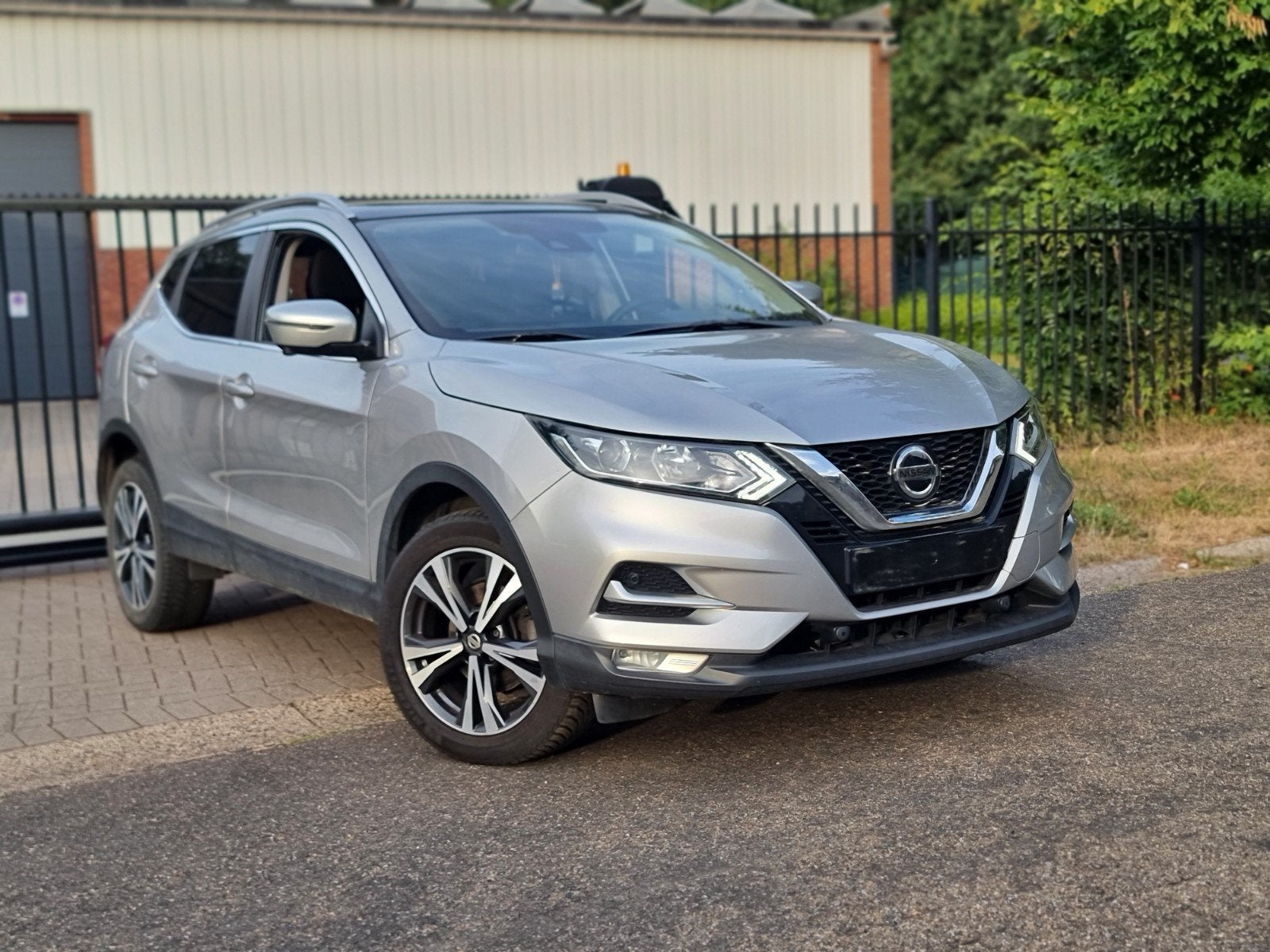 Nissan Qashqai 1.4 Bezine 2020 • 142dkm Start rijdt perfect, Boîte manuelle, 1333 cm³, Enlèvement, Essence