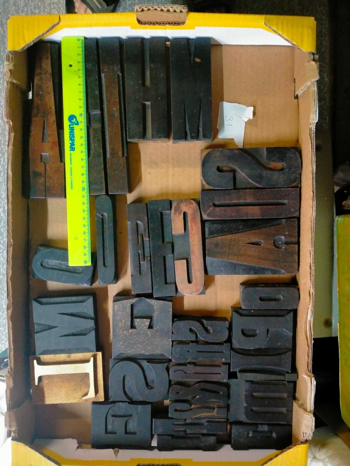 Lot oude houten drukletters, Ophalen of Verzenden